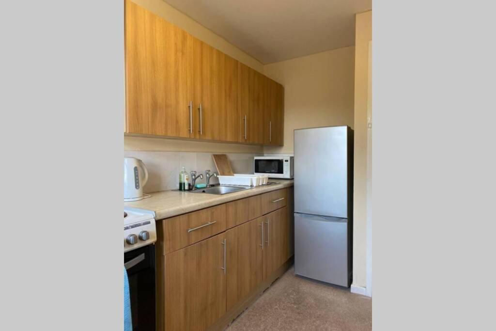 Апартаменты Conveniently Situated 1Bed Apt In Stretford Манчестер Экстерьер фото